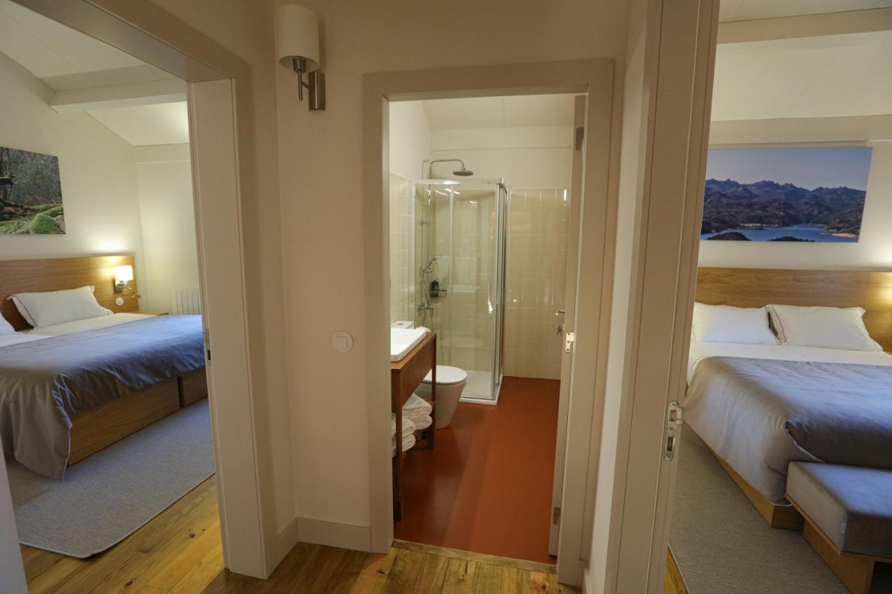 Quinta Da Riba Ma Guest House Santa Leocadia ภายนอก รูปภาพ
